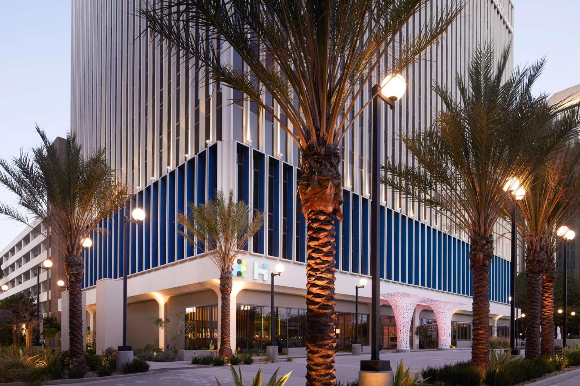 Hyatt Place Lax/Century Blvd — Photos 1